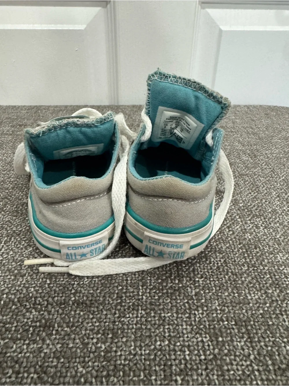Converse Kids Gray Low-Top Sneakers with Teal Trim